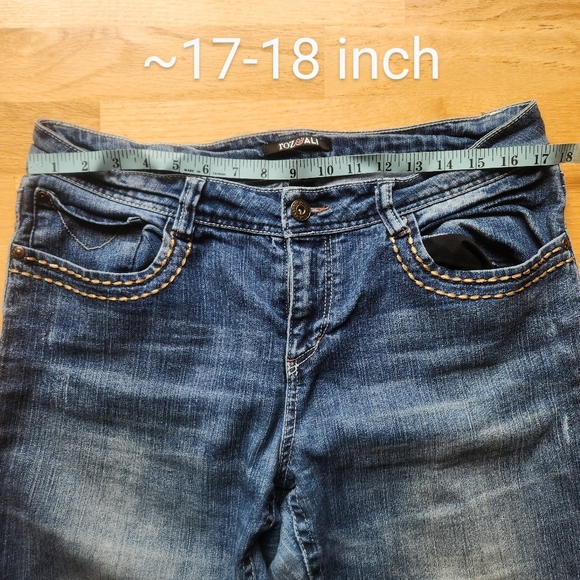 Roz & Ali Jeans - Picture 6 of 12
